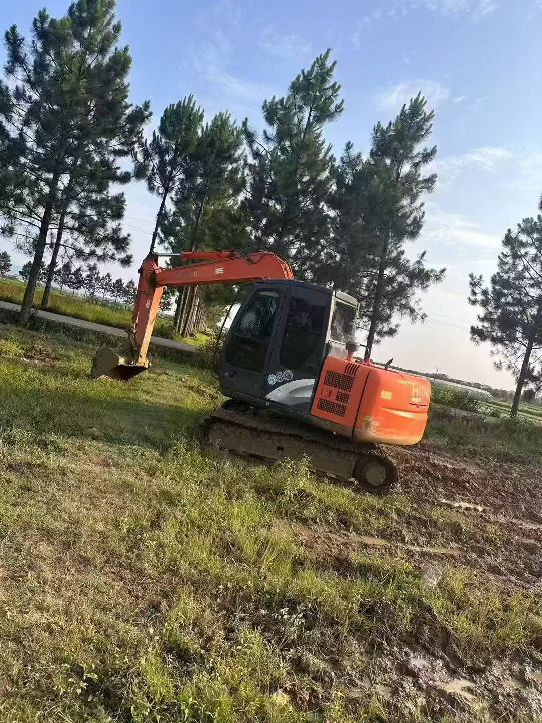 Buy Hitachi EX70 Used Excavator / 2