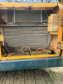 Buy Hyundai R225-7 Used Excavator / 6 Buy Hyundai R225-7 Used Excavator / 6