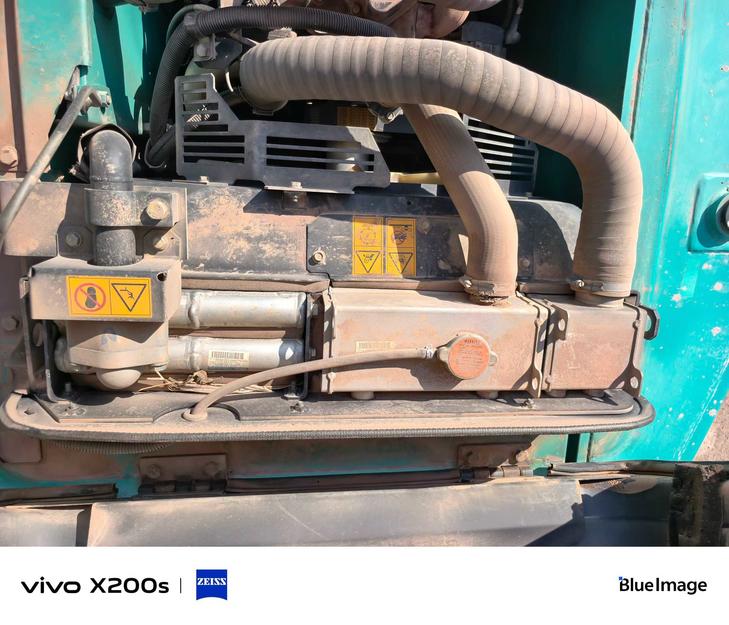 Buy Kobelco SK130 Used Excavator / 1