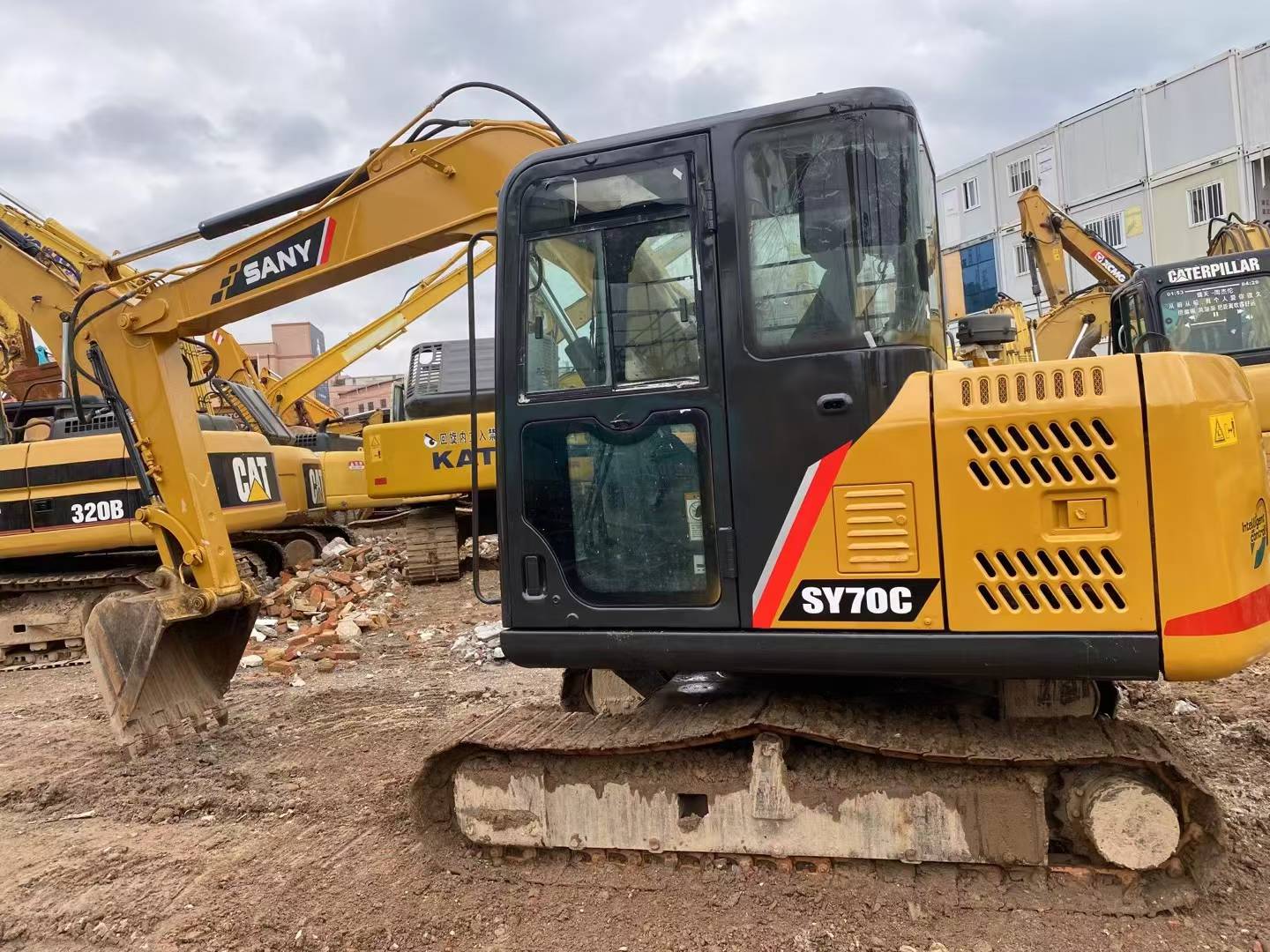 Buy Sany SY70C Used Excavator / 1