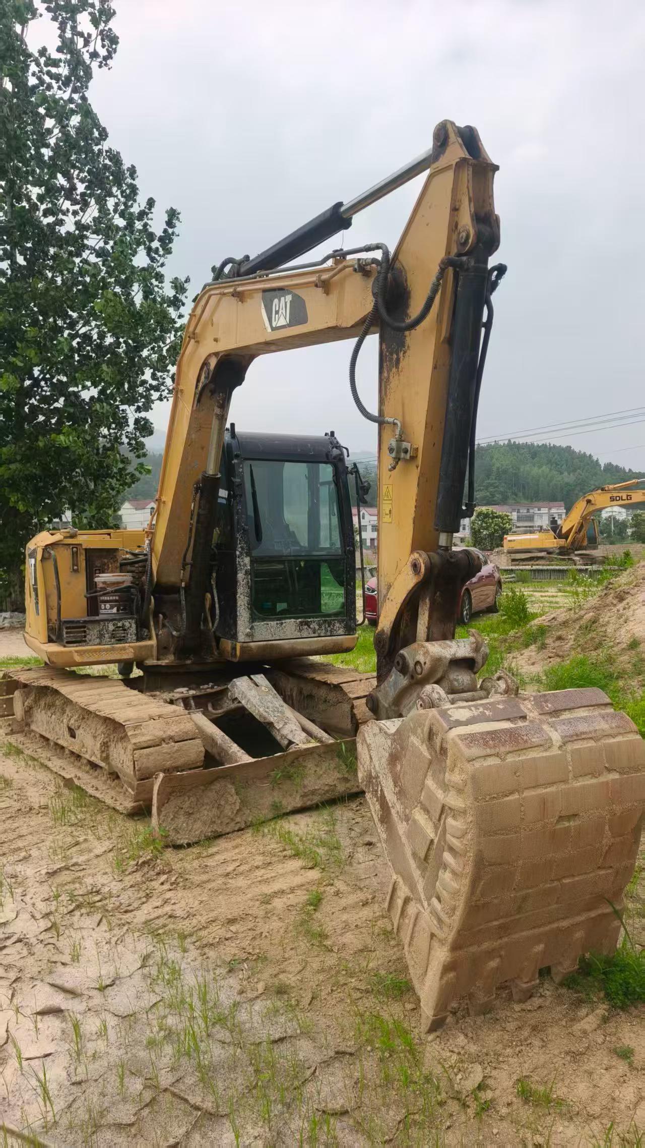 Buy Caterpillar 307B Used Excavator / 1