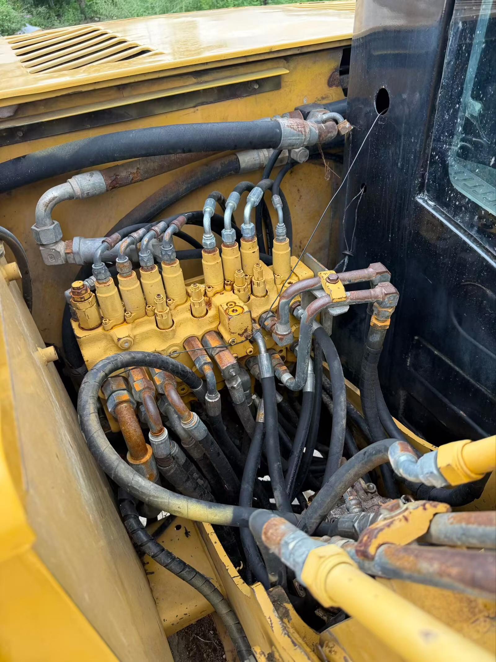 Buy Caterpillar 307B Used Excavator / 6