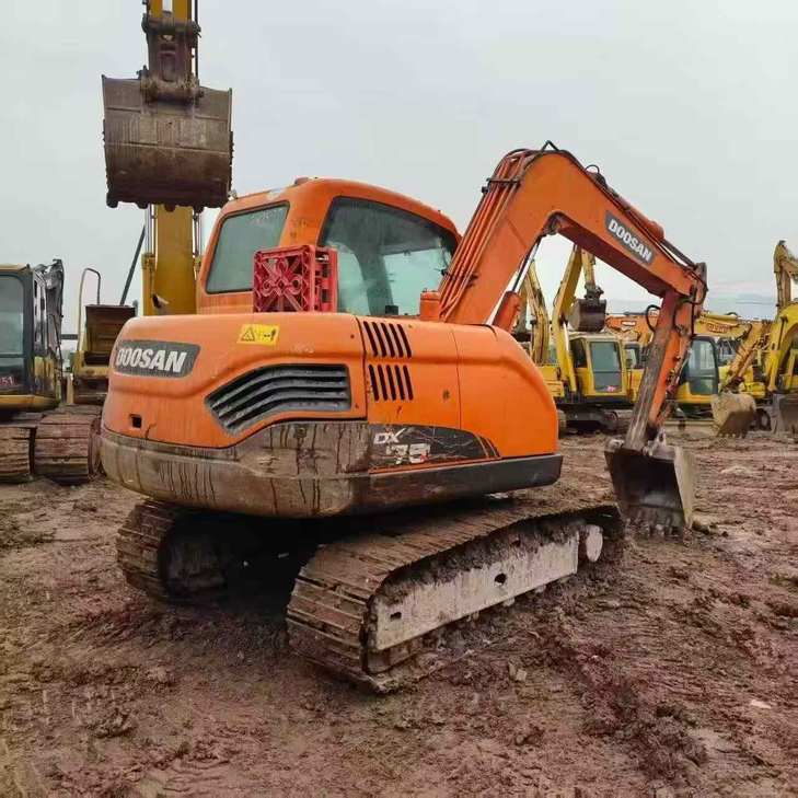 Buy Doosan DX75-9C Used Excavator / 1