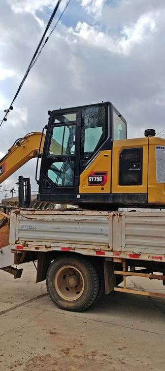 Buy Sany SY75 Used Excavator / 1