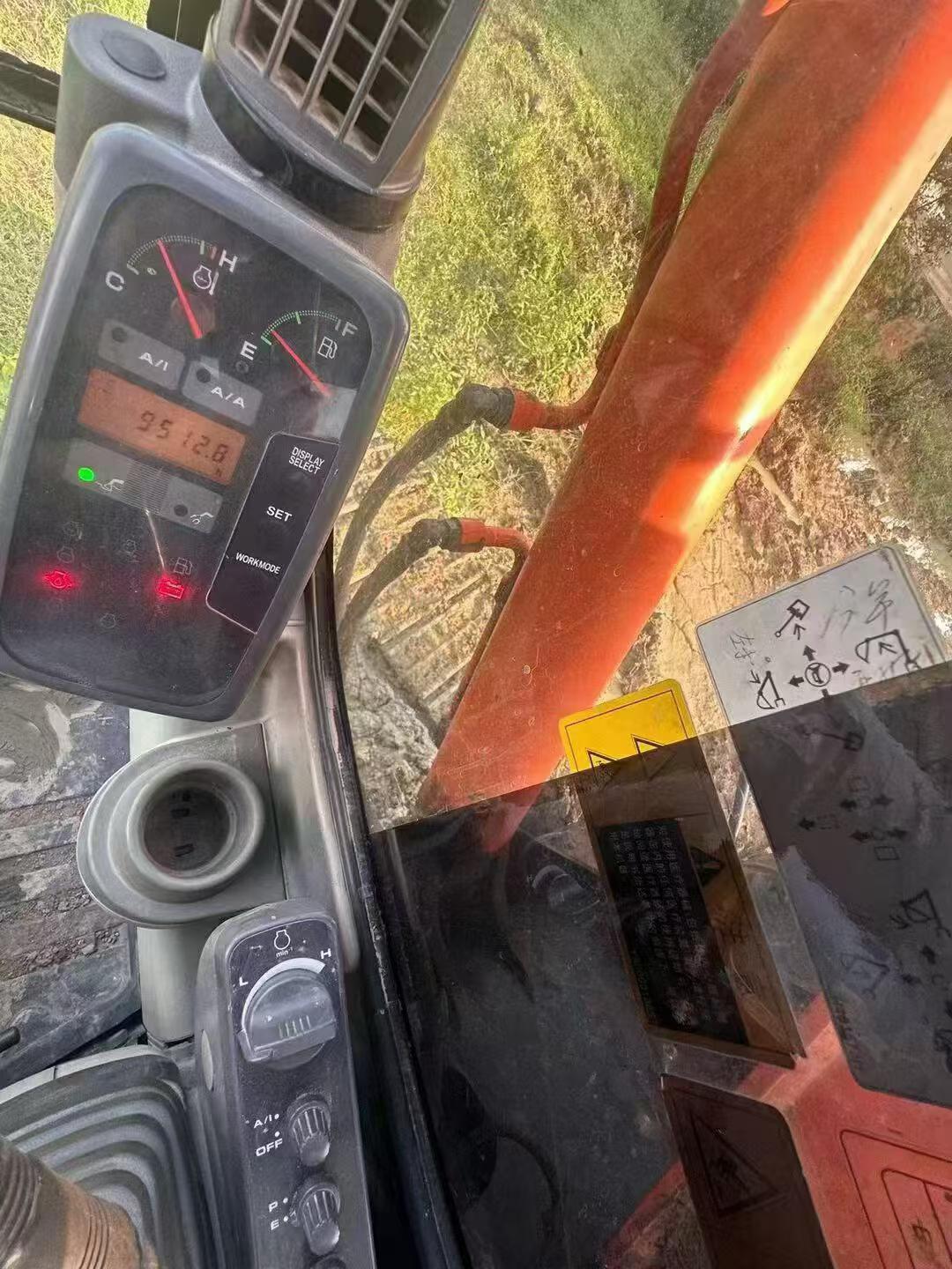 Buy Hitachi EX70 Used Excavator / 9