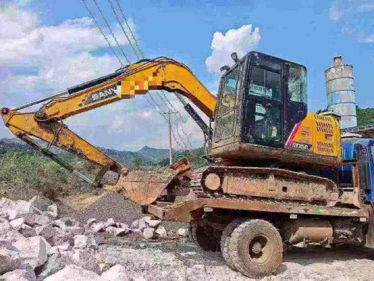 Buy Sany SY70C Used Excavator / 1
