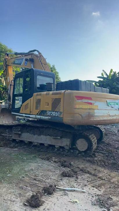 Buy Sany SY205C Used Excavator / 1