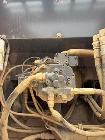 Buy Doosan DH215-7 Used Excavator / 7 Buy Doosan DH215-7 Used Excavator / 7