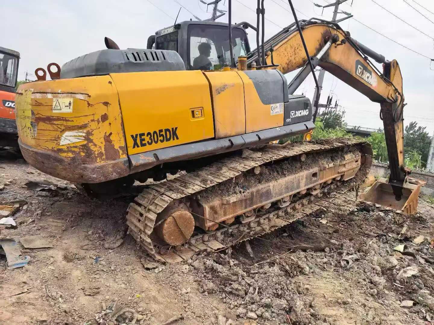 Buy XCMG XE245D Used Excavator / 3