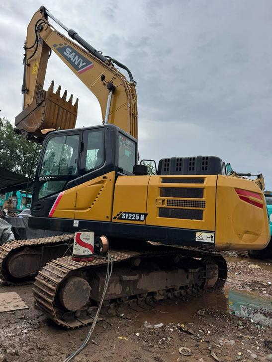 Buy Sany SY200H Used Excavator / 1