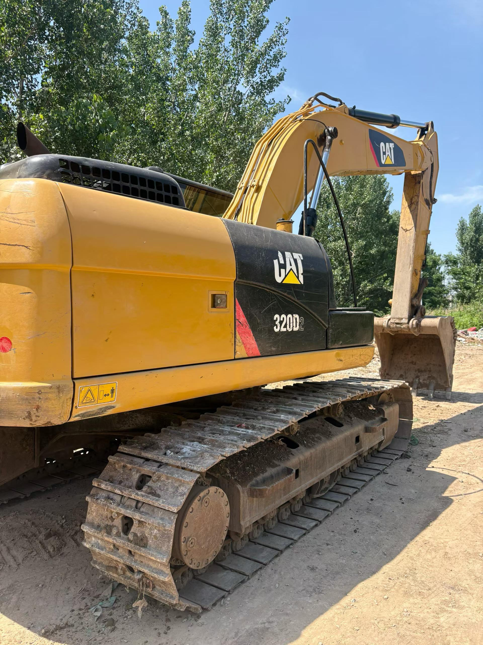Buy Caterpillar 320D Used Excavator / 3