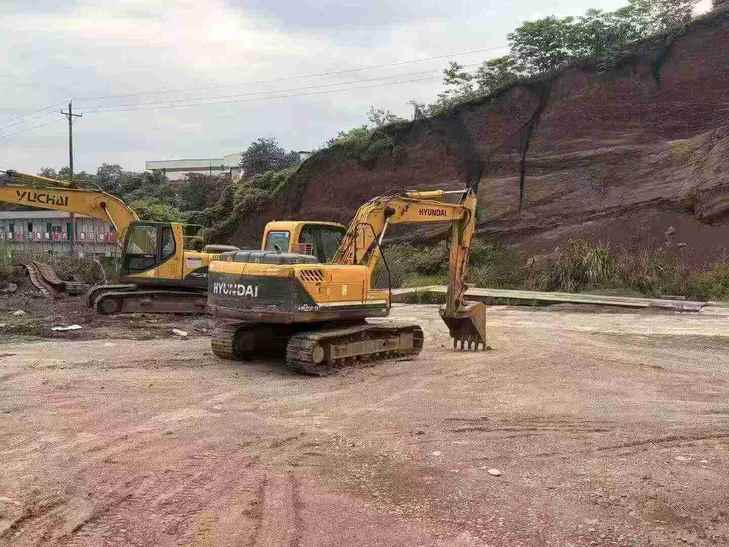 Buy Hyundai R150-7 Used Excavator / 1