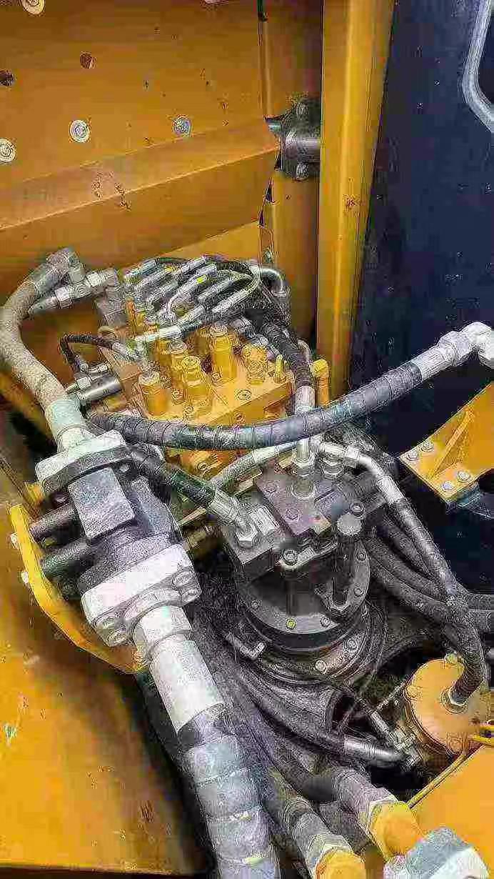 Buy Sany SY135 Used Excavator / 9