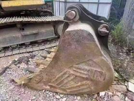 Buy Komatsu PC220 Used Excavator / 9 Buy Komatsu PC220 Used Excavator / 9