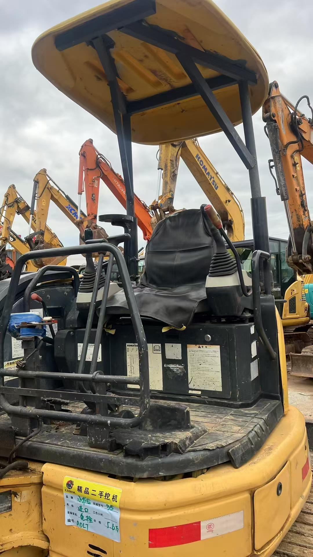 Buy Komatsu PC35-7 Used Excavator / 9