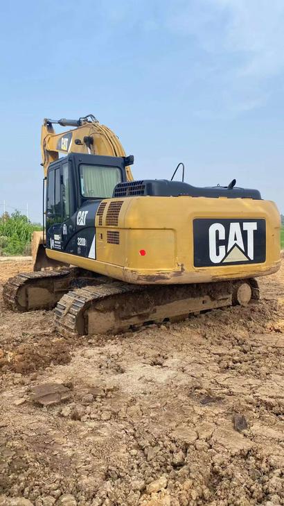 Buy Caterpillar 320D2GC Used Excavator / 1