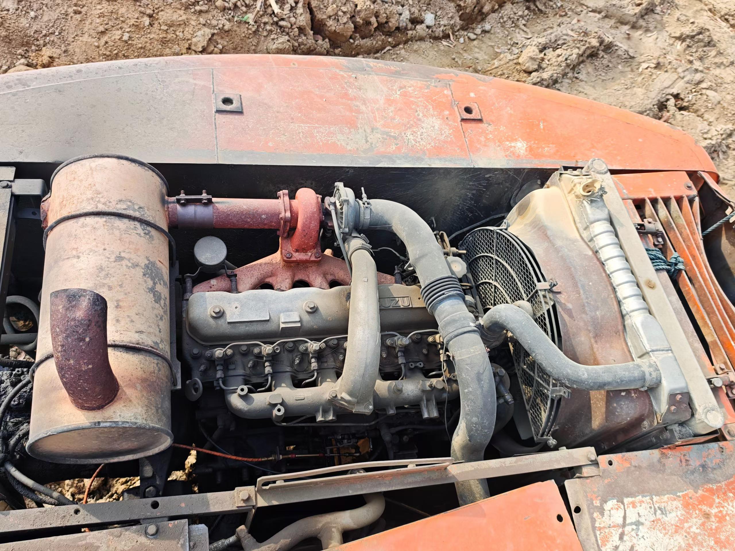 Buy Hitachi EX200-5 Used Excavator / 6