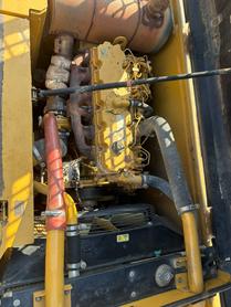 Buy Caterpillar 323D2L Used Excavator / 8 Buy Caterpillar 323D2L Used Excavator / 8