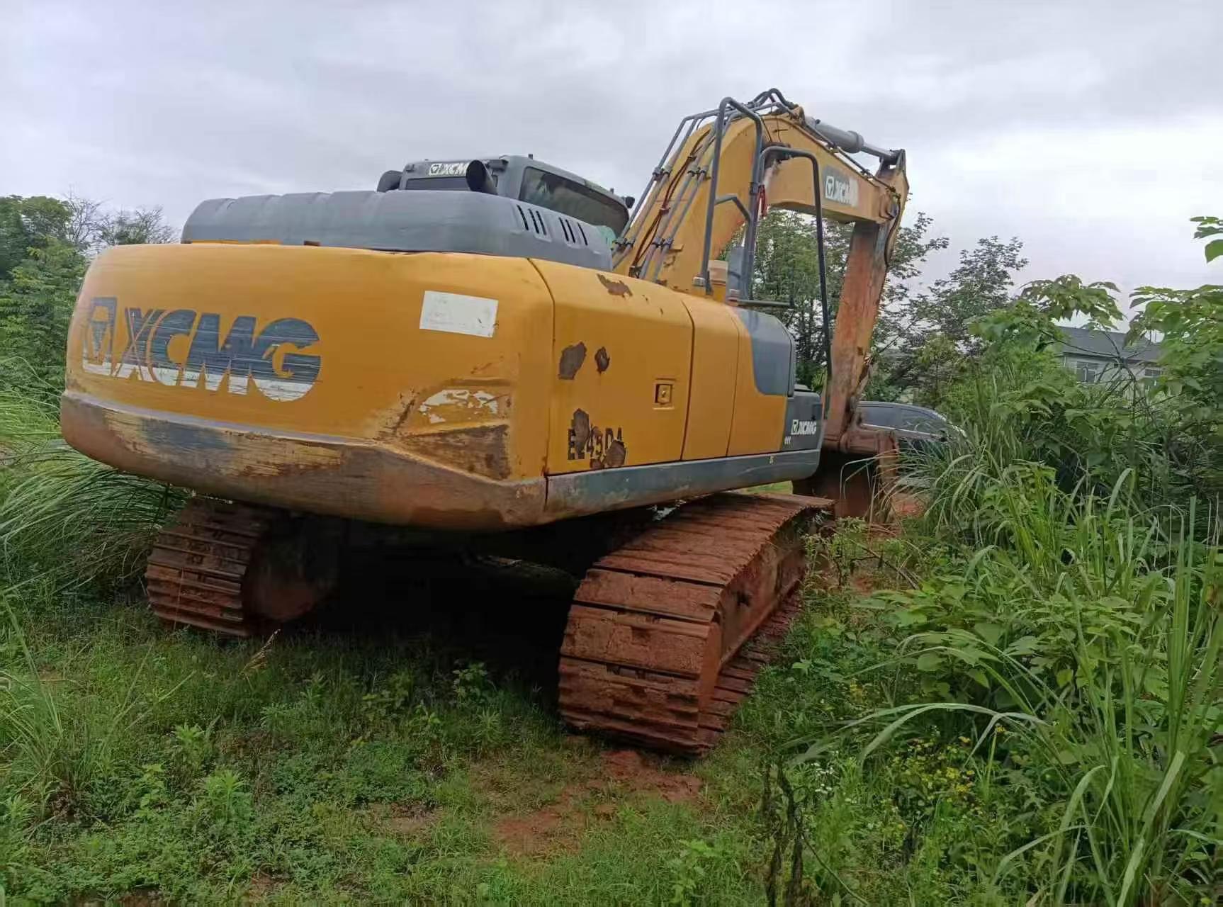 Buy XCMG XE200 Used Excavator / 7