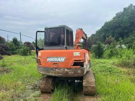 Buy Doosan DH55 Used Excavator / 2 Buy Doosan DH55 Used Excavator / 2