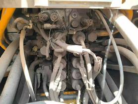 Buy Kato HD1430 Used Excavator / 3 Buy Kato HD1430 Used Excavator / 3