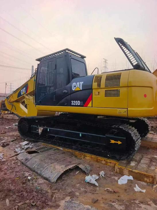Buy Caterpillar 320D Used Excavator / 1