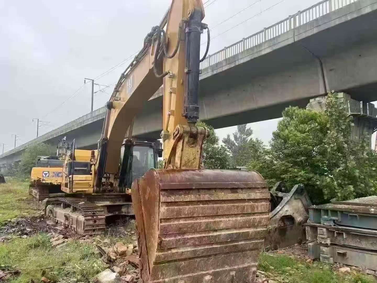 Buy Caterpillar 349E Used Excavator / 5
