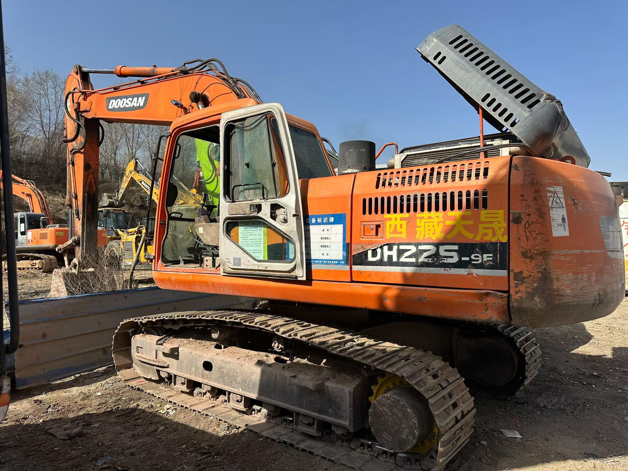 Buy Doosan DH215-9 Used Excavator / 7