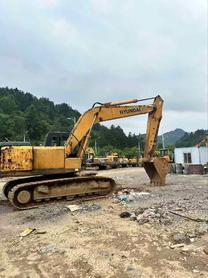 Buy Hyundai R215-7 Used Excavator / 3 Buy Hyundai R215-7 Used Excavator / 3