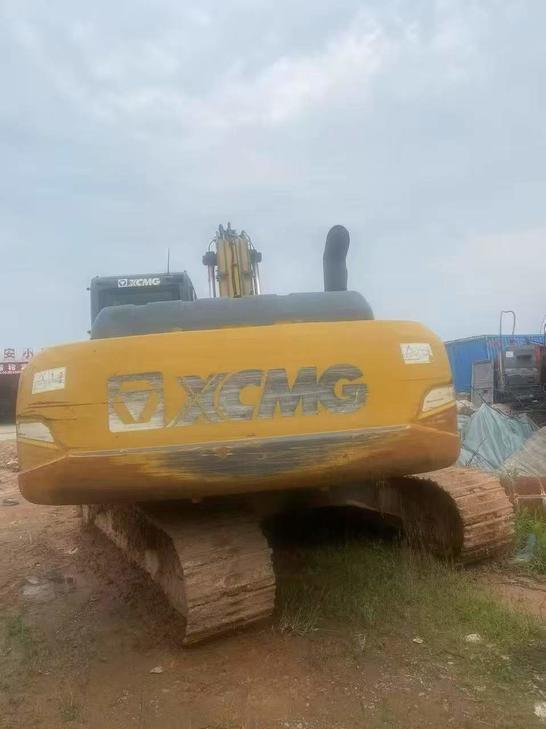 Buy XCMG XE200 Used Excavator / 1
