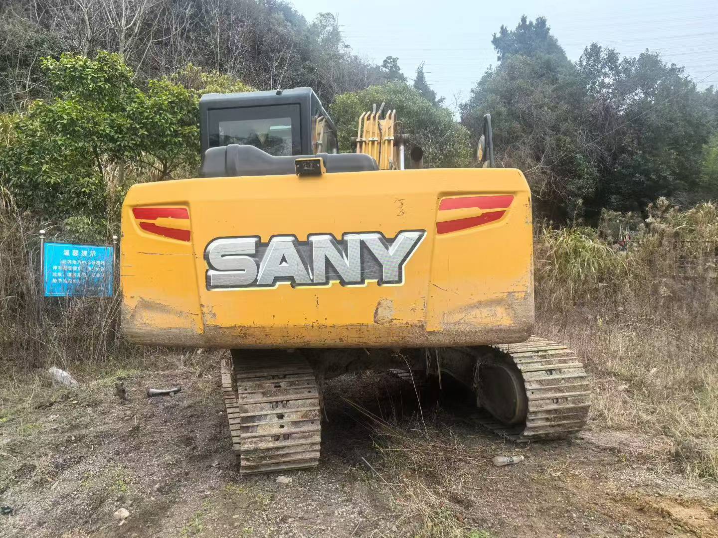 Buy Sany SY125C Used Excavator / 2
