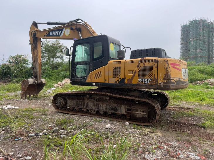 Buy Sany SY215C Used Excavator / 1