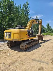 Buy Caterpillar 320D Used Excavator / 2 Buy Caterpillar 320D Used Excavator / 2