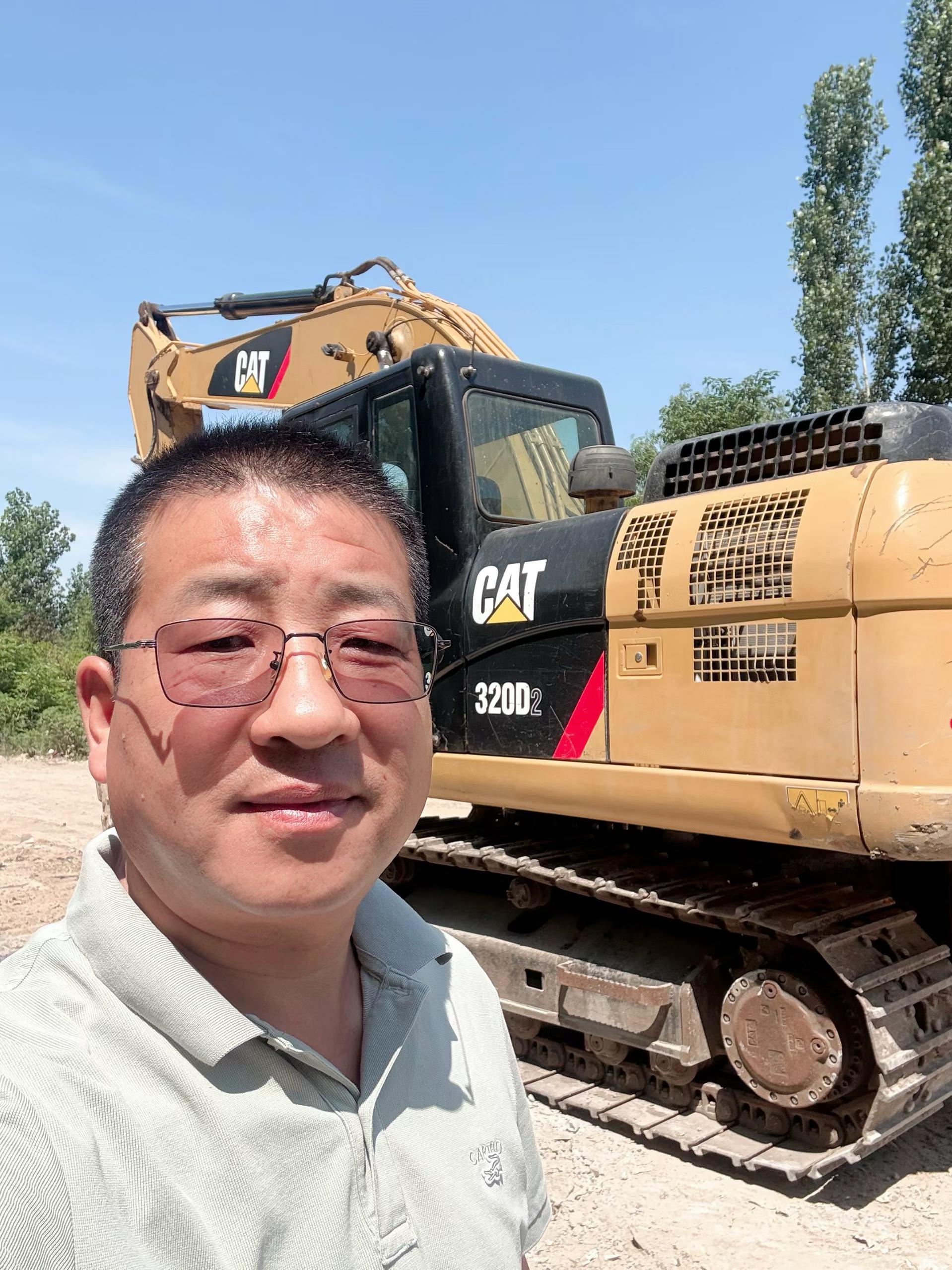 Buy Caterpillar 320D Used Excavator / 2