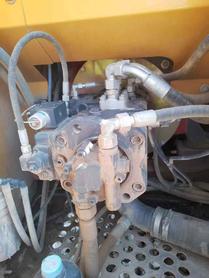 Buy XCMG XE135B Used Excavator / 4 Buy XCMG XE135B Used Excavator / 4