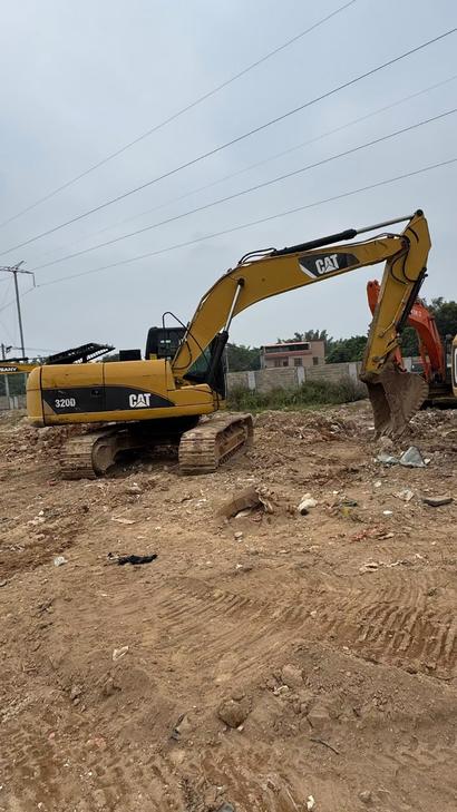 Buy Caterpillar 320D Used Excavator / 1