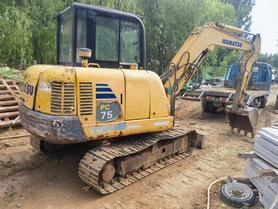 Buy Komatsu PC56-7 Used Excavator / 2 Buy Komatsu PC56-7 Used Excavator / 2