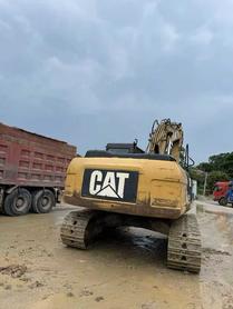 Buy Caterpillar 323 Used Excavator / 2 Buy Caterpillar 323 Used Excavator / 2