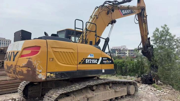 Buy Sany SY215C Used Excavator / 1