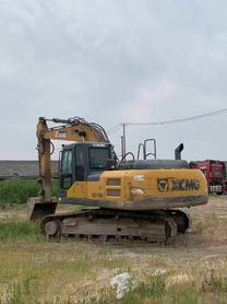 Buy XCMG XE205DA Used Excavator / 2 Buy XCMG XE205DA Used Excavator / 2