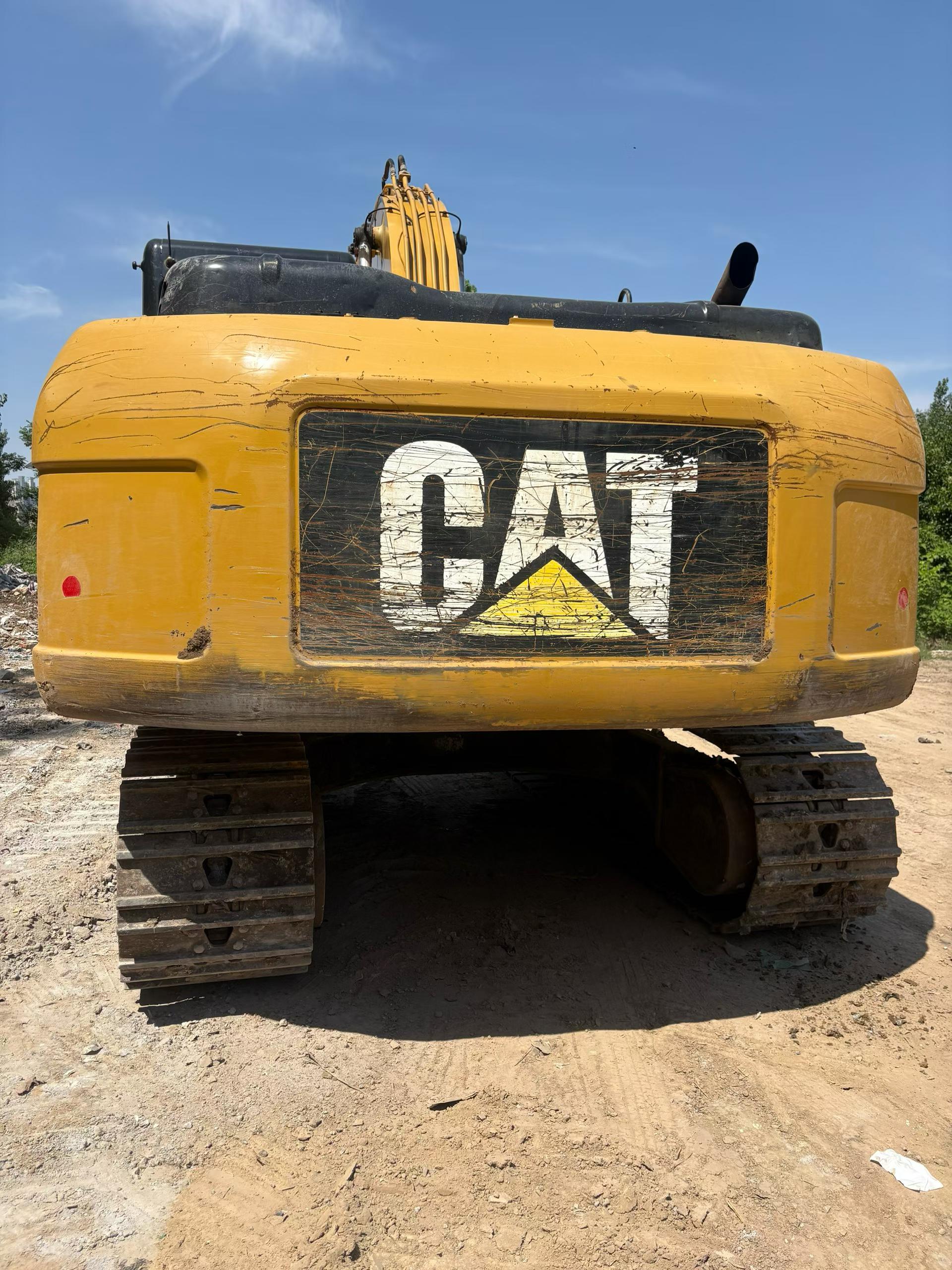Buy Caterpillar 320D Used Excavator / 4