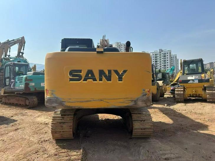 Buy Sany SY135 Used Excavator / 1