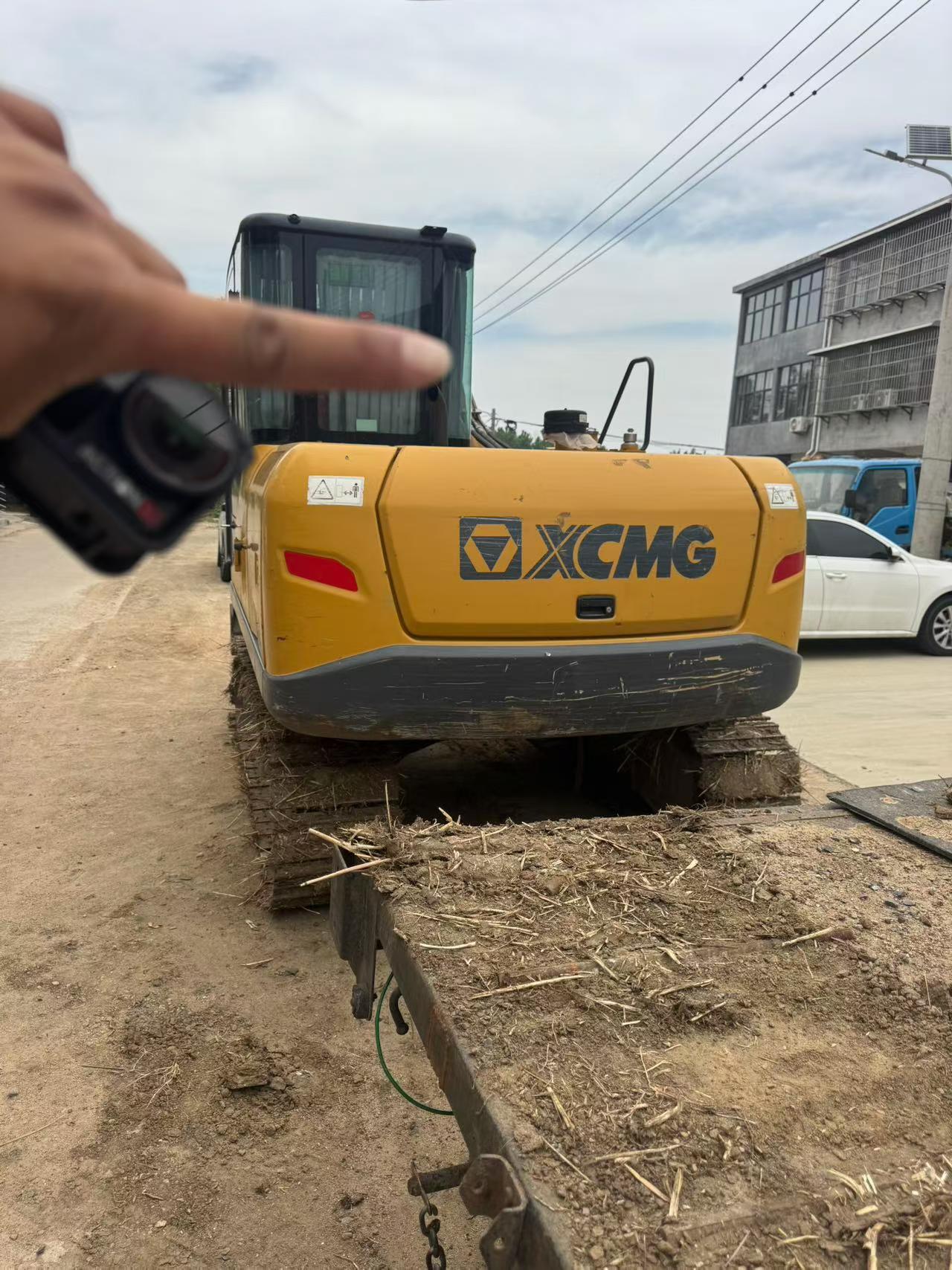 Buy XCMG XE75C Used Excavator / 5