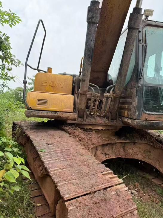 Buy Sany SY205C Used Excavator / 1