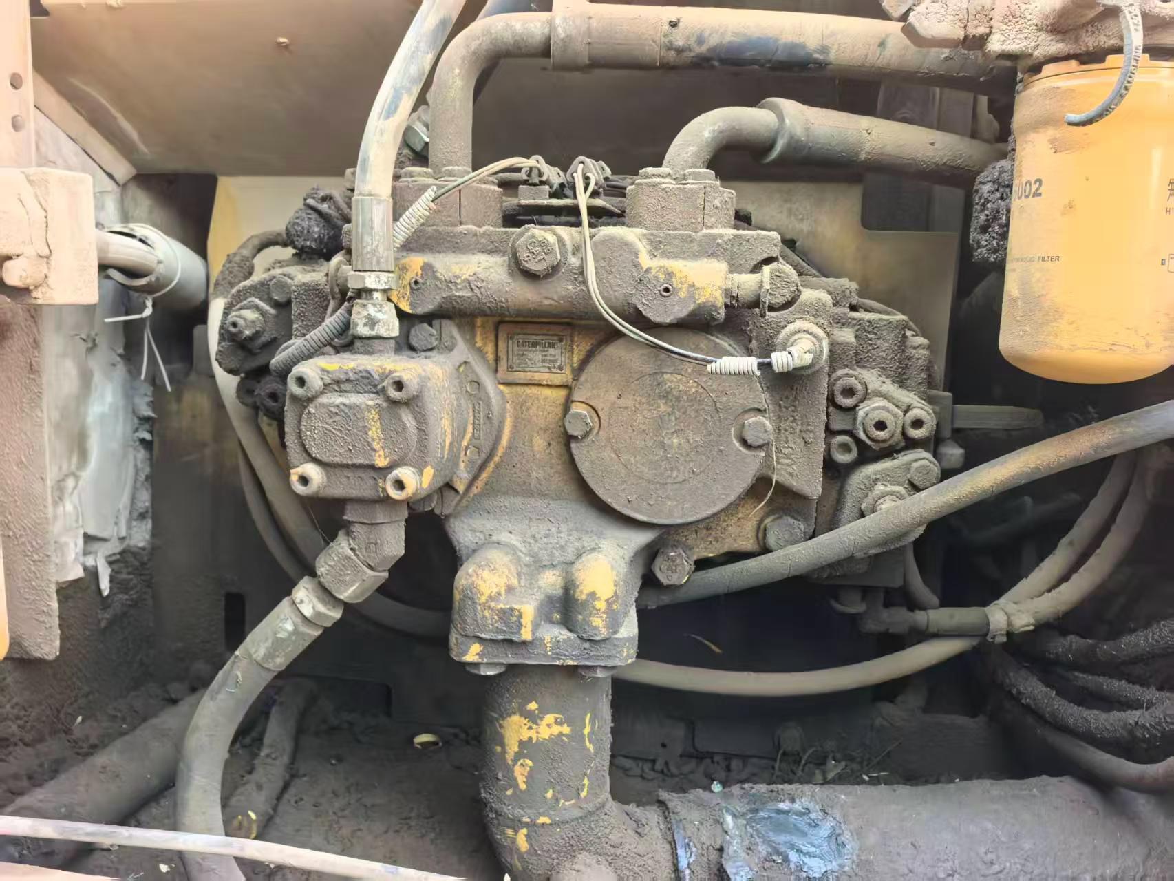 Buy Caterpillar 320D Used Excavator / 4
