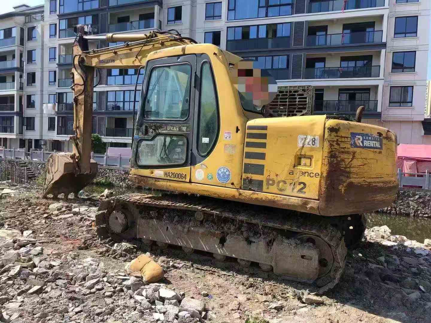 Buy Komatsu PC120-6 Used Excavator / 1