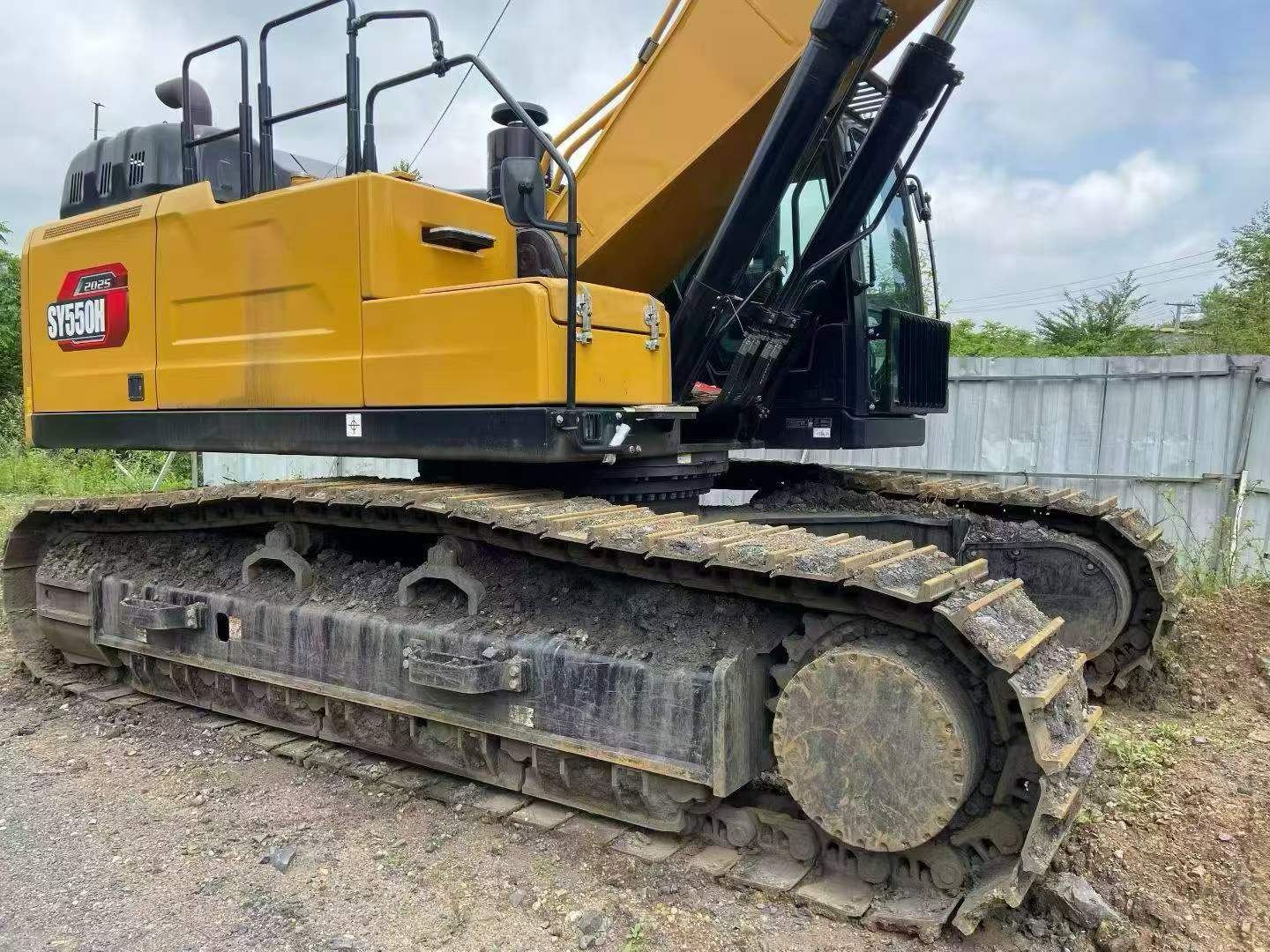 Buy Sany SY550H Used Excavator / 2