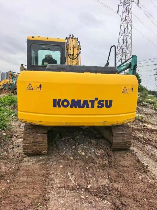 Buy Komatsu PC110-7 Used Excavator / 1
