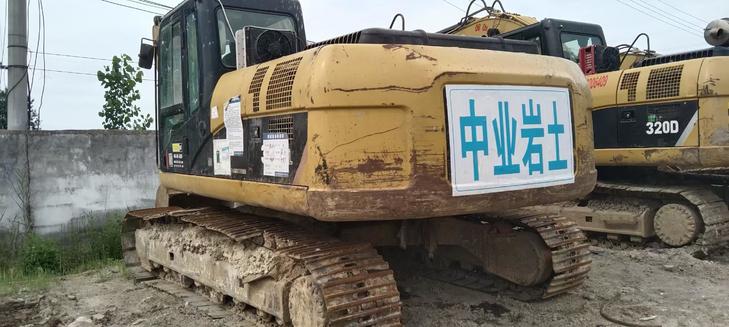 Buy Caterpillar 320D Used Excavator / 1