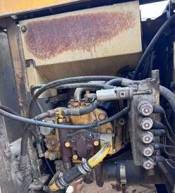 Buy Komatsu PC100-6 Used Excavator / 4 Buy Komatsu PC100-6 Used Excavator / 4
